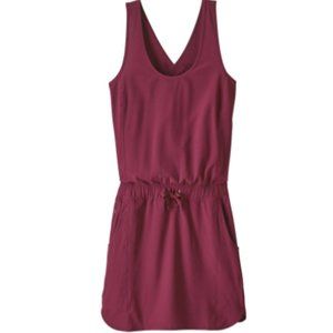 NWT Patagonia Fleetwith Dress - Arrow Red - Large
